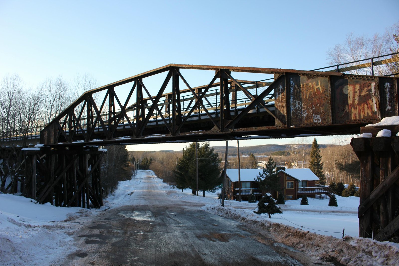 Main span